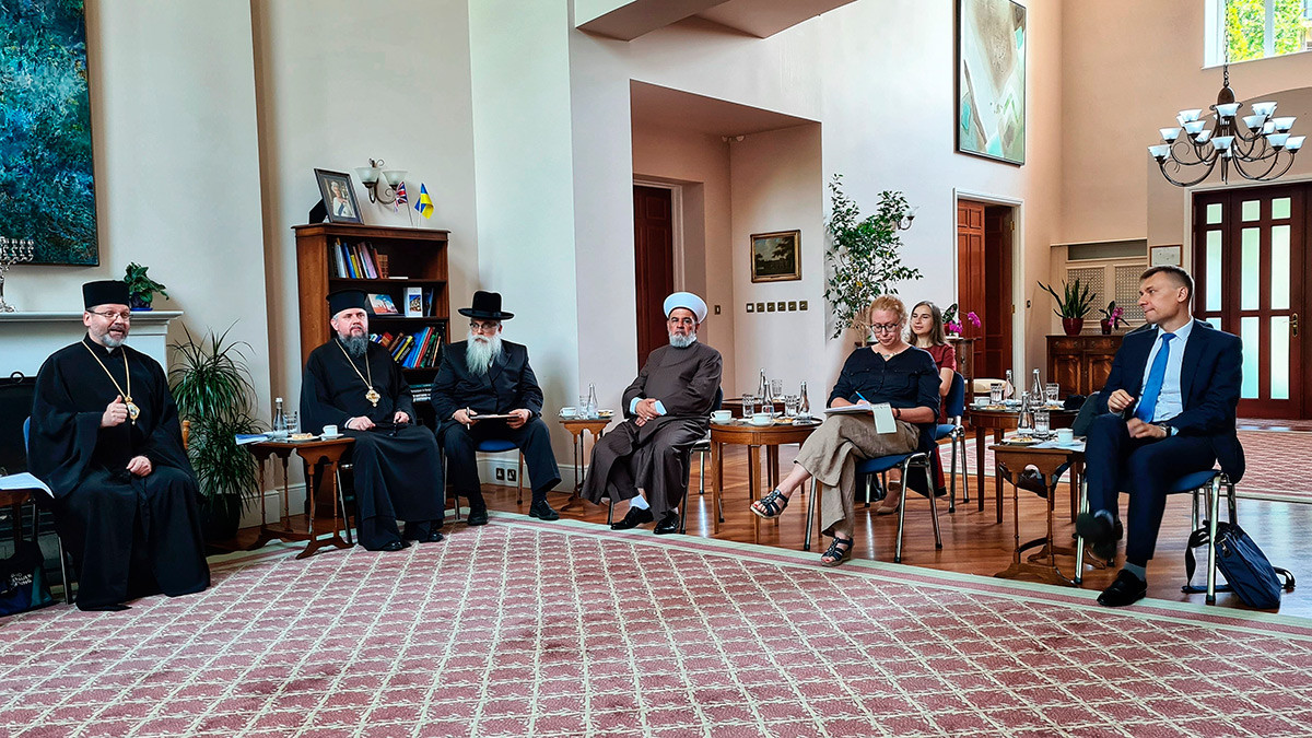 послы G7, ВСЦиРО, Совет Церквей